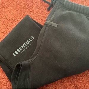 Fear of God Essentials Sweatpants Small